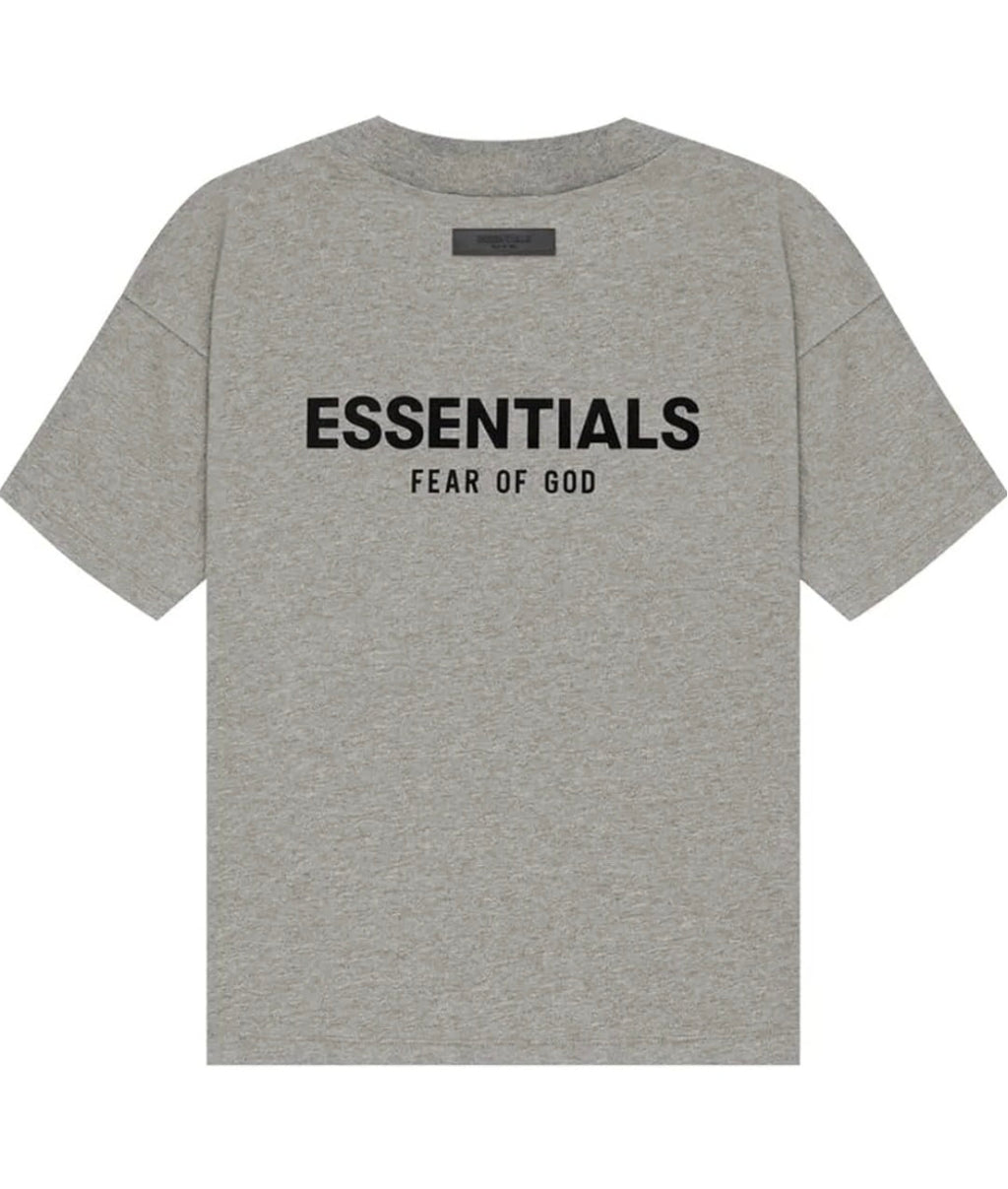Camiseta essentials gris