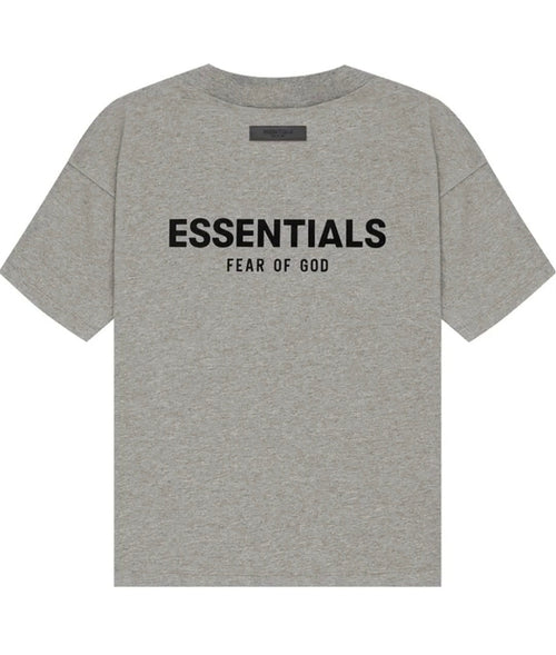 Camiseta essentials gris